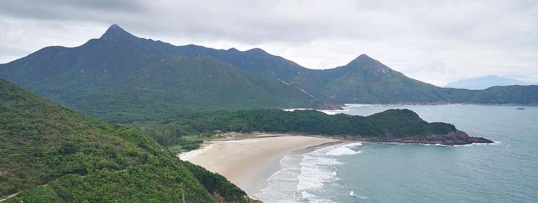 After the typhoon, take a stroll in Ham Tin Wan