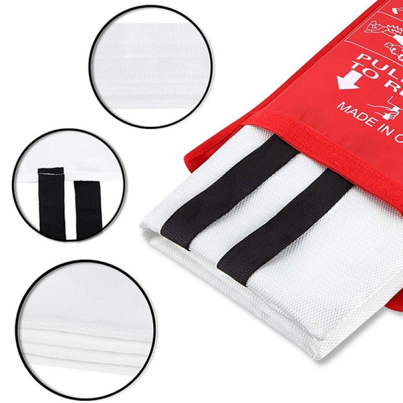 MasterTool - Fire Blanket ,1.0 *1.0M  (Batches and Carabiner sent randomly)