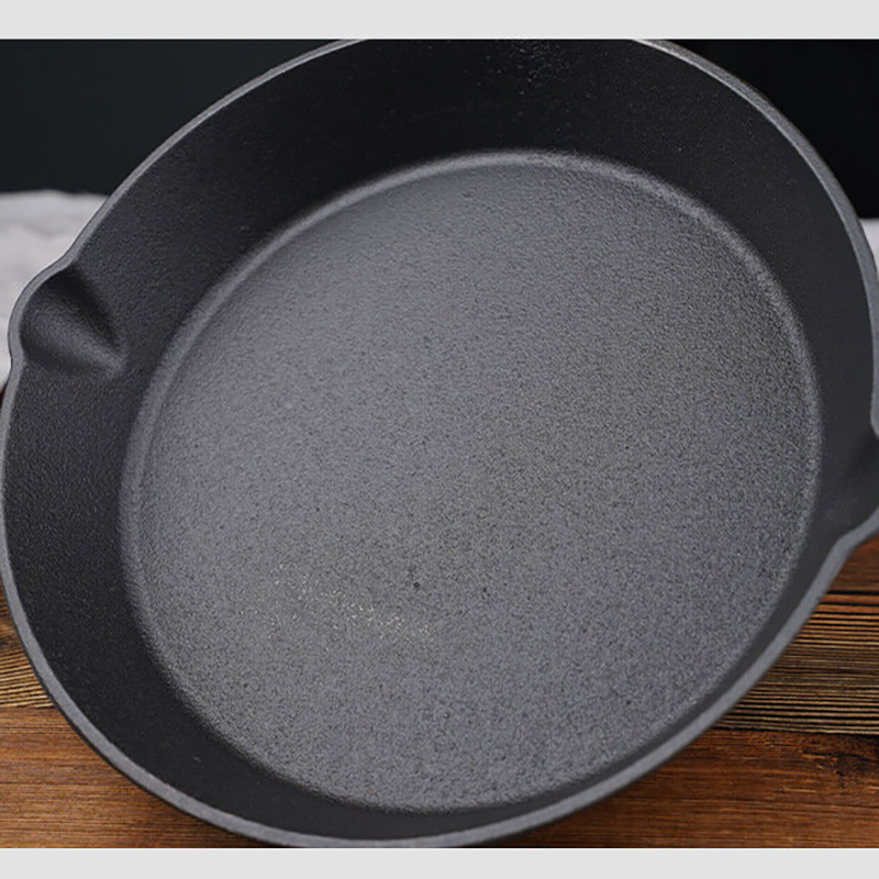MasterTool - Pure Cast Iron Skillet Pan - Outdoor or Household use
